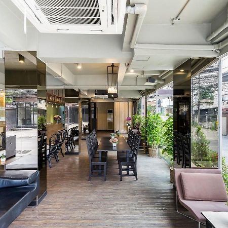 בנגקוק Ton Aor Place Hotel מראה חיצוני תמונה