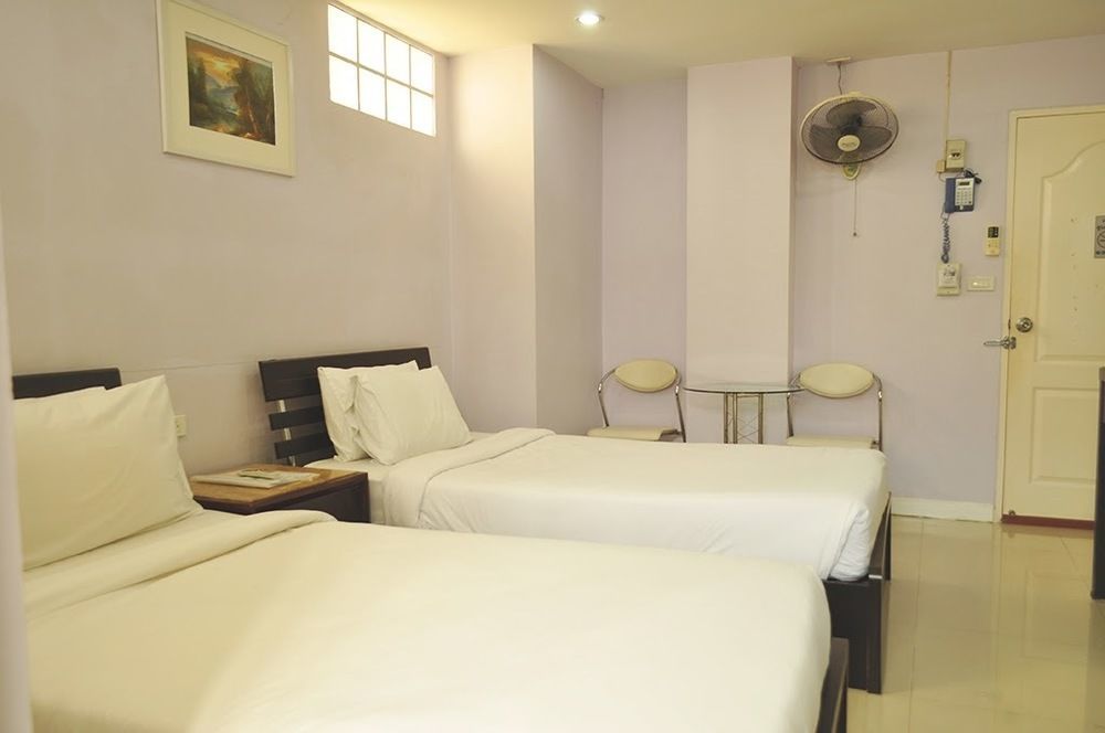 בנגקוק Ton Aor Place Hotel מראה חיצוני תמונה