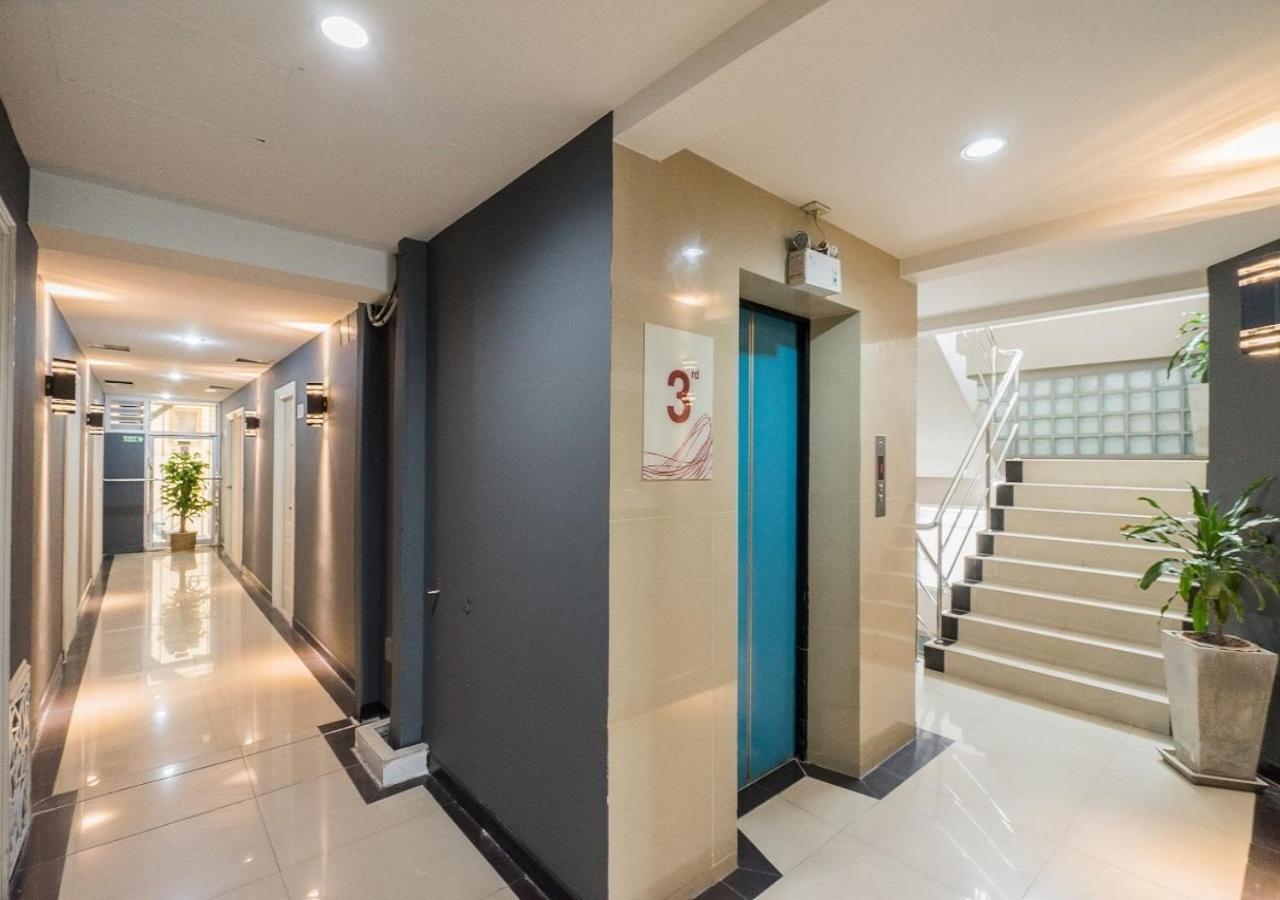 בנגקוק Ton Aor Place Hotel מראה חיצוני תמונה