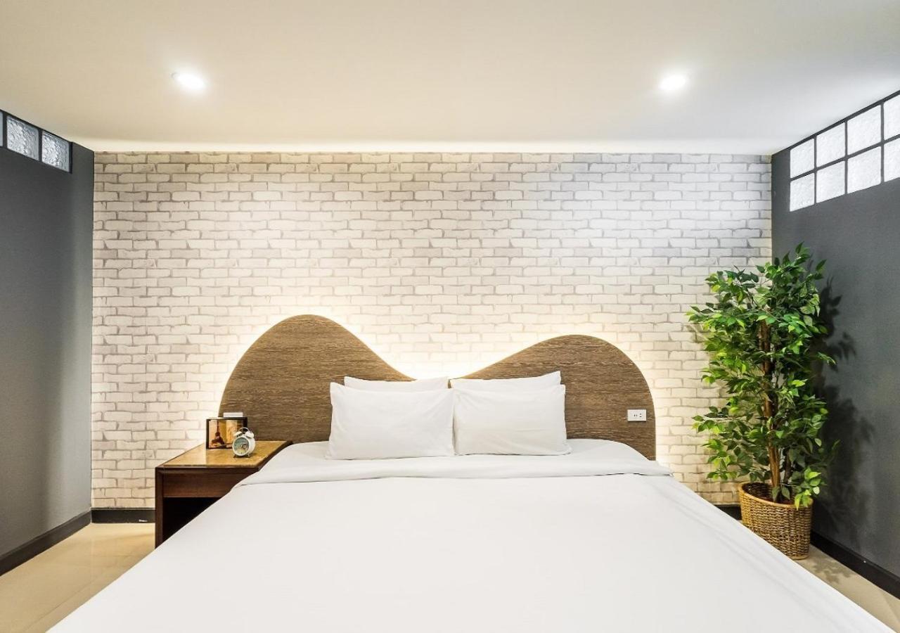בנגקוק Ton Aor Place Hotel מראה חיצוני תמונה