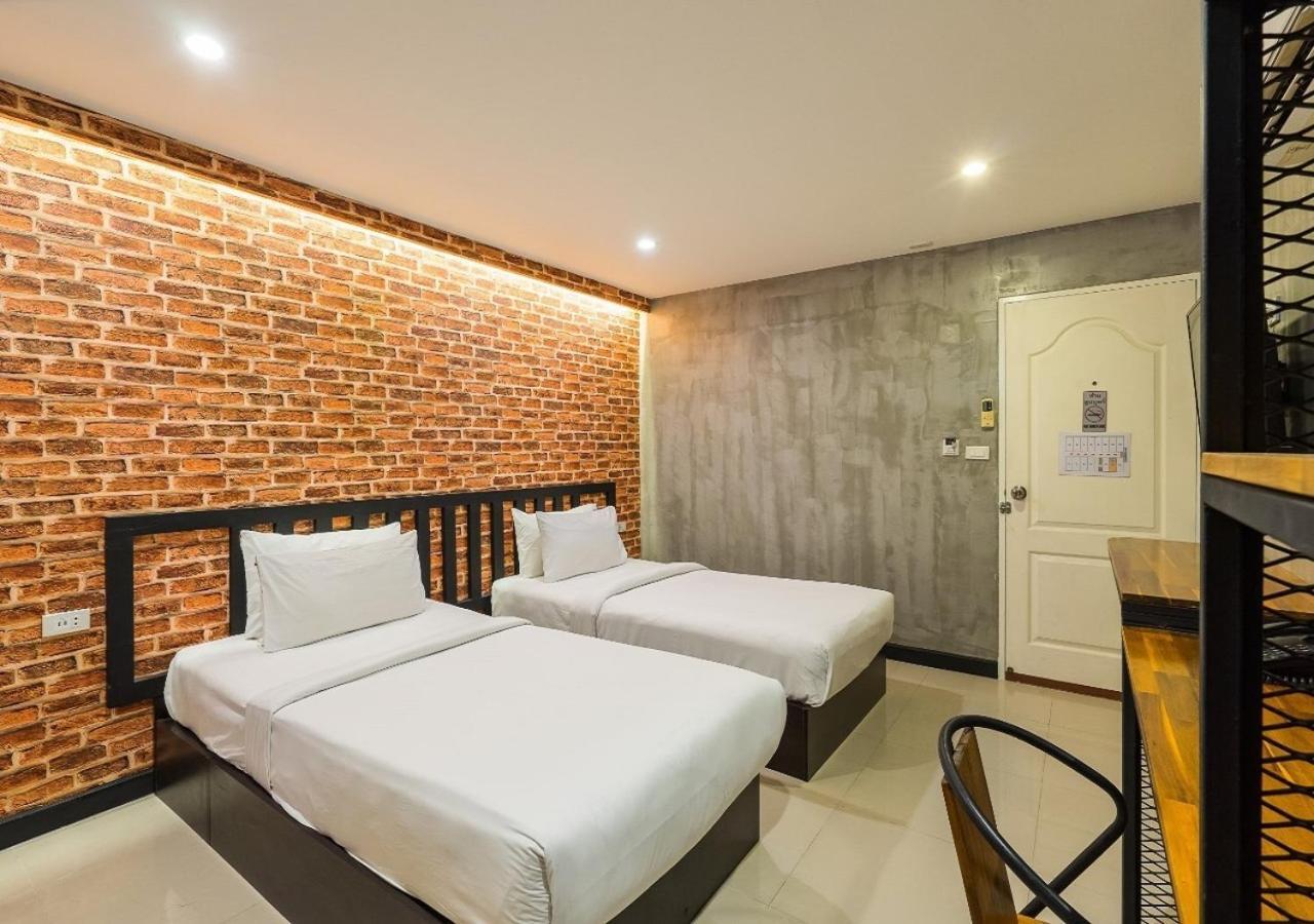 בנגקוק Ton Aor Place Hotel מראה חיצוני תמונה