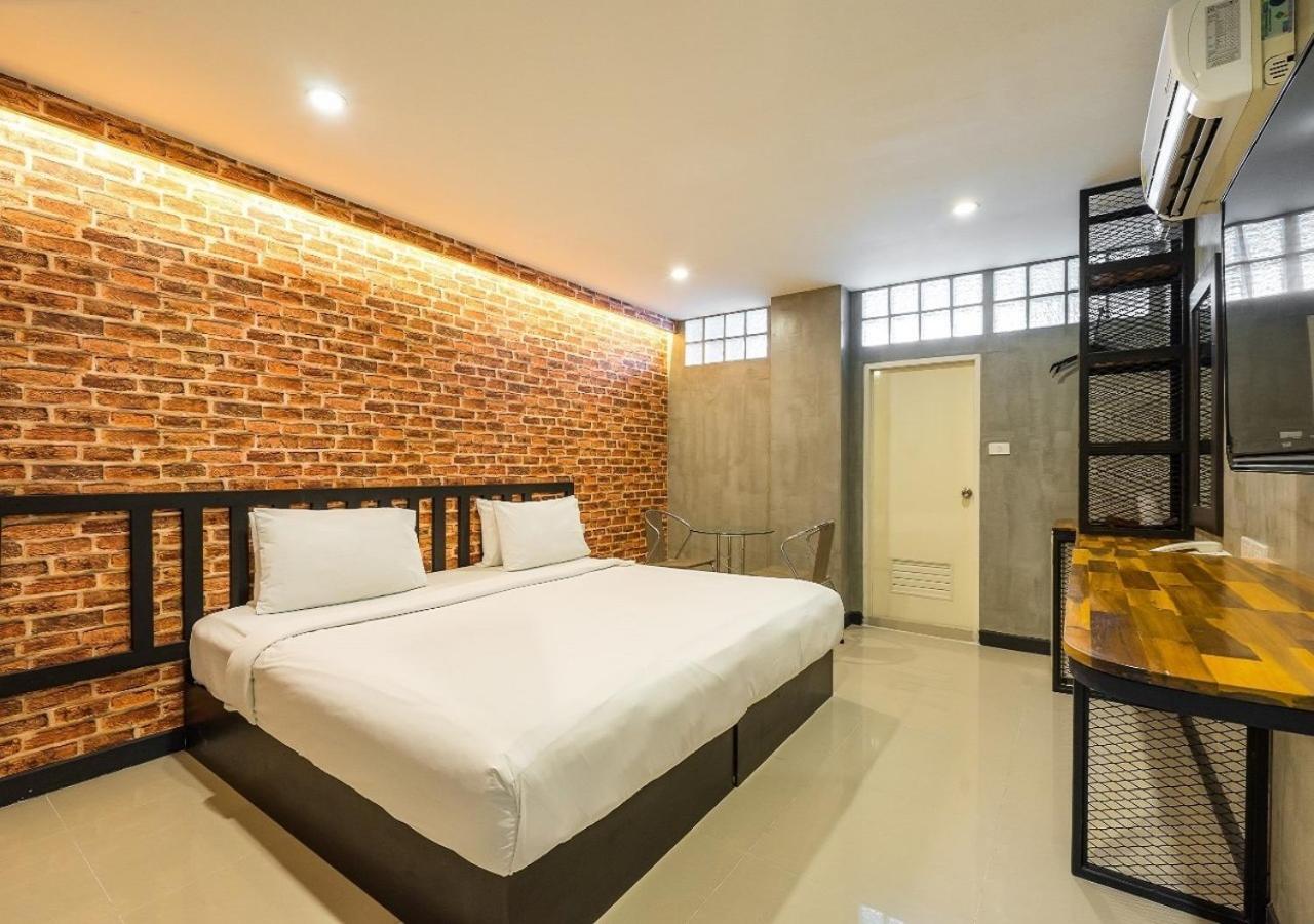 בנגקוק Ton Aor Place Hotel מראה חיצוני תמונה