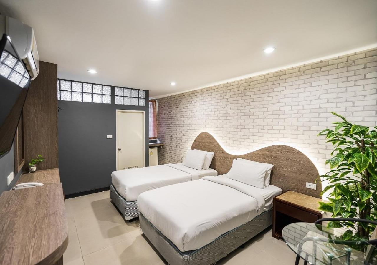 בנגקוק Ton Aor Place Hotel מראה חיצוני תמונה
